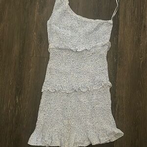 princess polly dress of the shoulder!